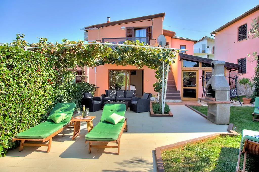 Holliday Home Lopac Fazana